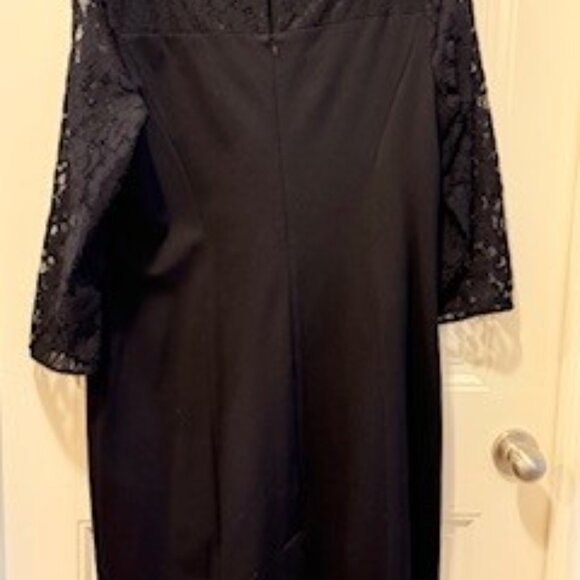 Talbots Luxe Ponte Lace‑Sleeve Dress – Size 14P • Black • Excellent Condition - Picture 3 of 4